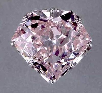 De Beers. «A Diamond is Forever»
